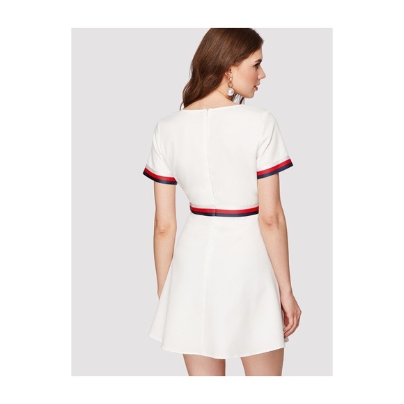 BOW FRONT WOVEN TAPE DETAIL SHORT DRESS SIZE M - Picture 4 of 8